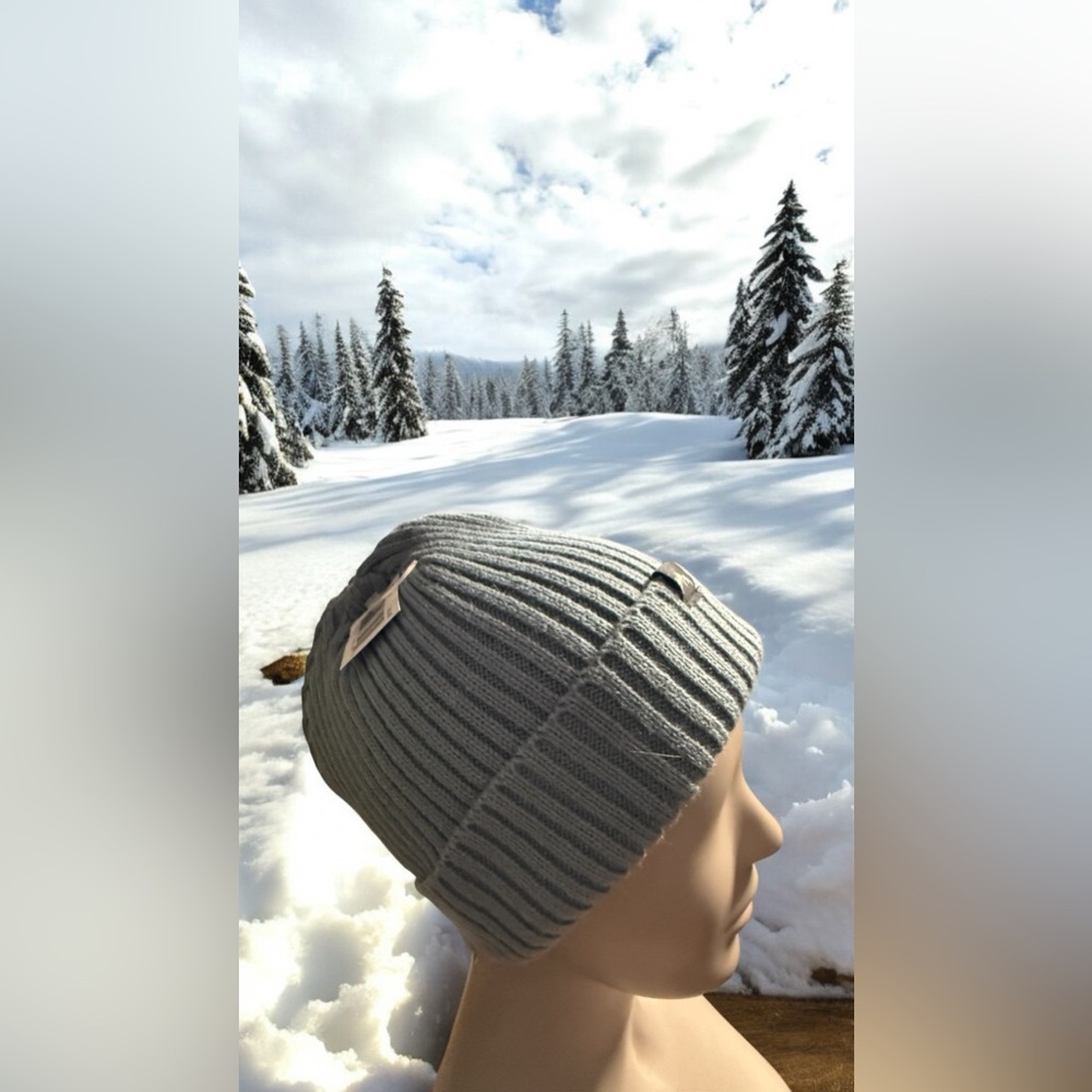 Men's Light Blue Ribbed Knit Beanie